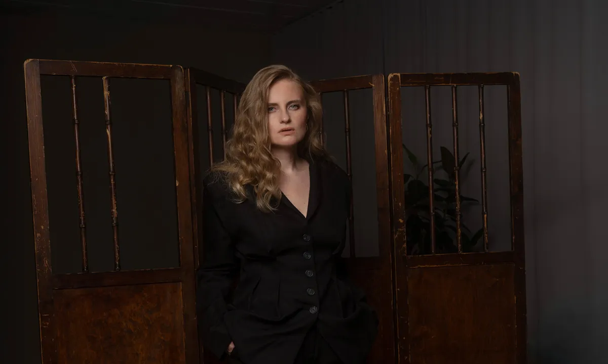 Евгения Онегина презентует альбом «Магия» в Douglas