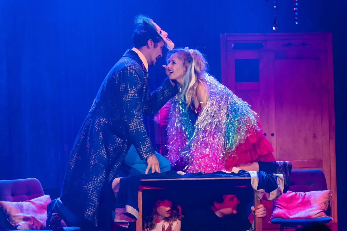 Билеты на Чокнутые в Новосибирске 01 янв 2026 – комедия в театре-ресторане