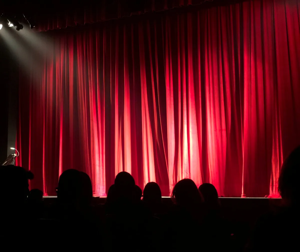 Билеты на комедию в Москве 15 мар 2026