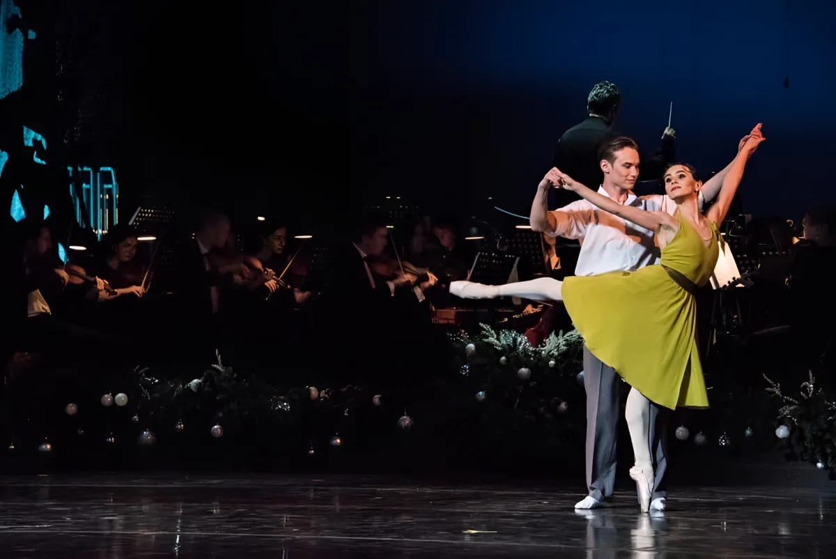 Билеты на Рождественский бал в опере Астрахань 24 дек 2025