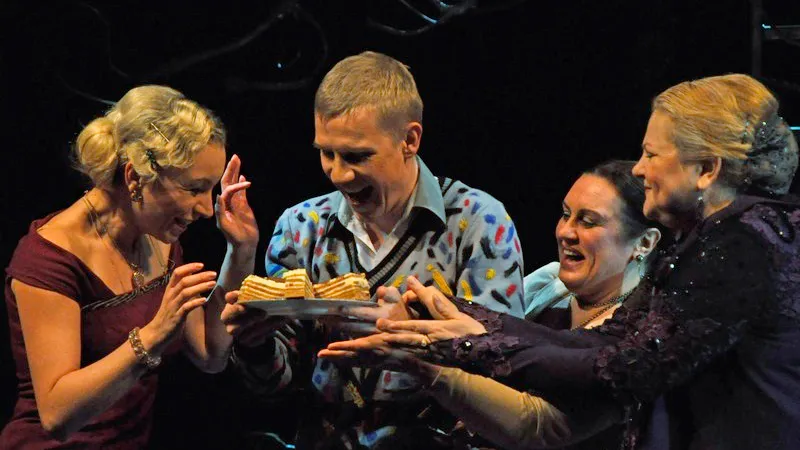 Билеты на спектакль «Деревья умирают стоя» Волгоград 24 янв 2026