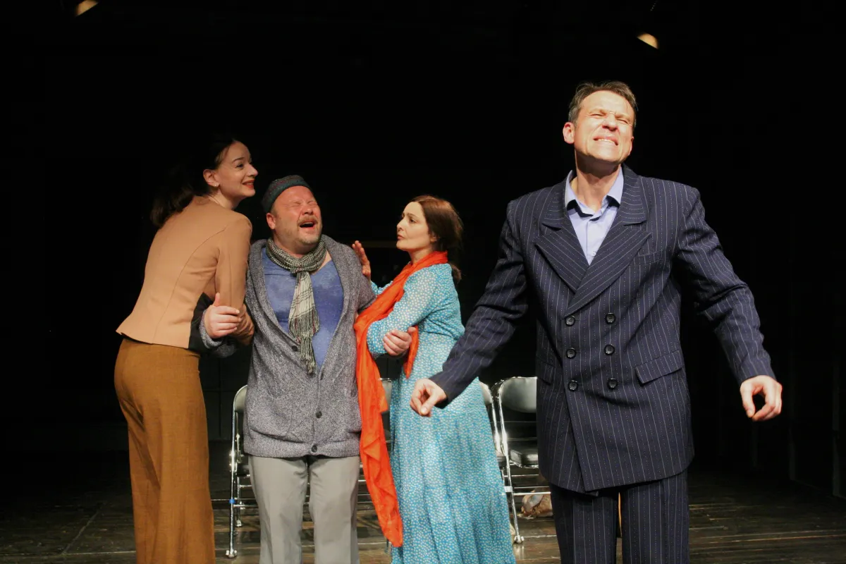 Билеты на спектакль Полжизни за поцелуй в Москве 11 фев 2026