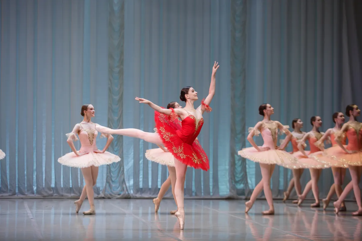 Билеты на концерт Здесь зажигают звезды - Красноярск 05 мая 2026