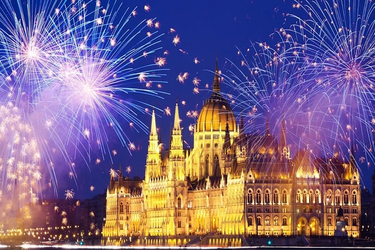 Билеты на новогодний концерт в Москве 30 дек 2025