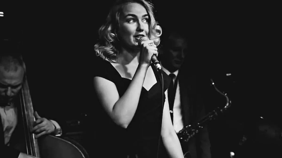 Билеты на Christmas Jazz: Лютова & The Band, 04 янв 2026, Москва