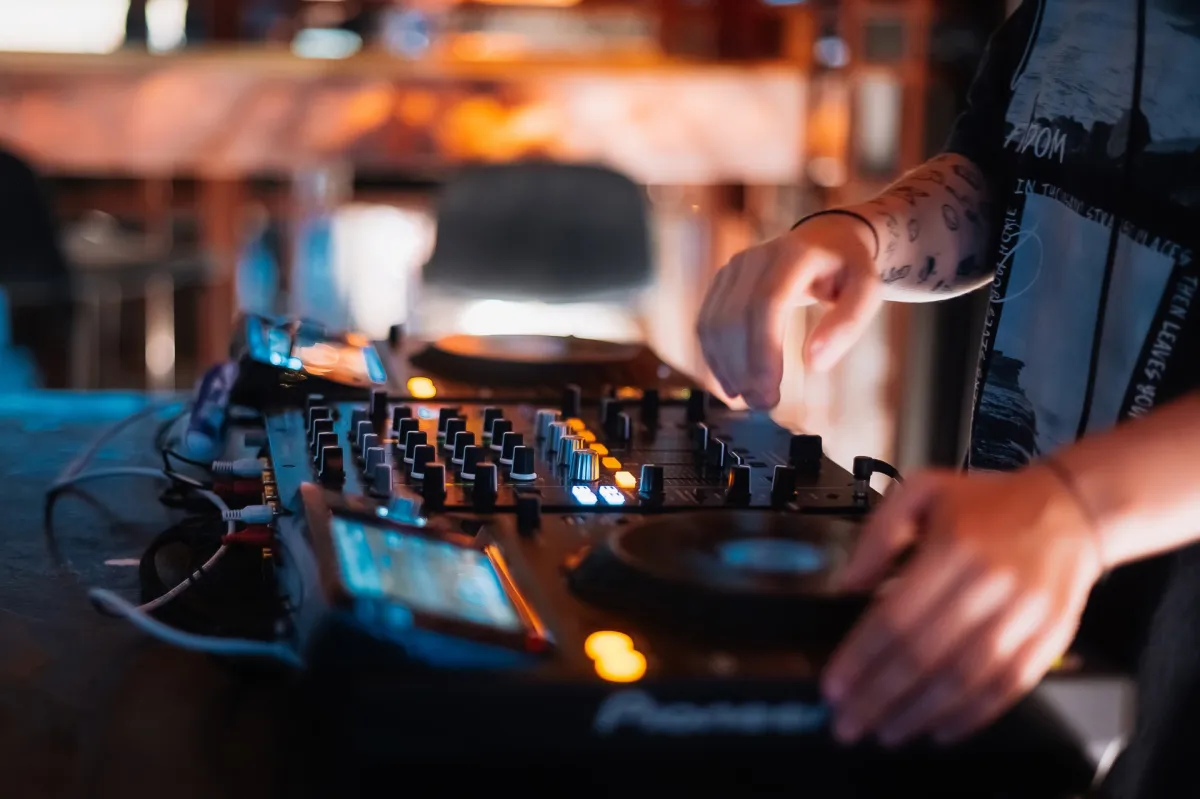 Билеты на концерт DJ Quentin в Анапе 30 дек 2025