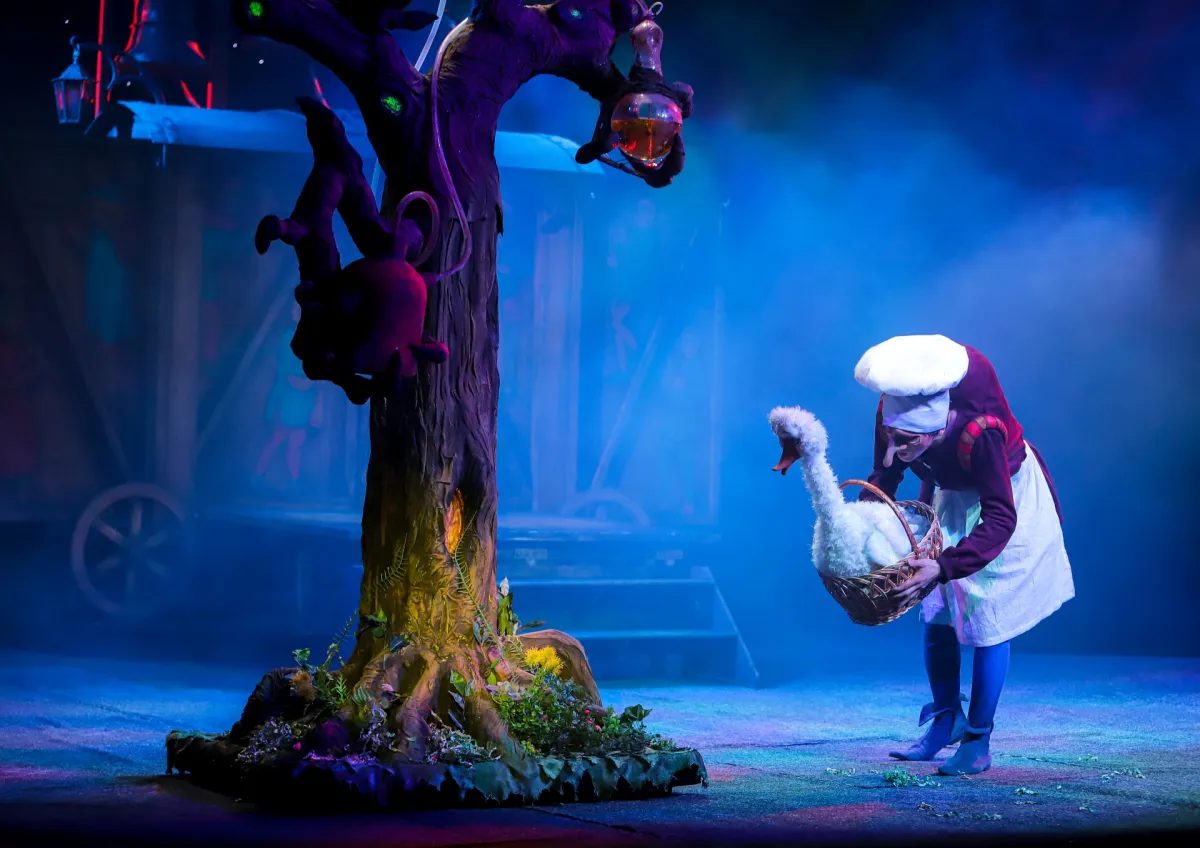 Билеты на Карлик нос + представление у елки, Нижневартовск, 07 янв 2026