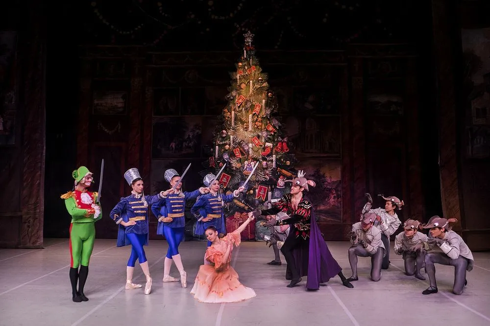 Билеты на балет «Щелкунчик» в СПб 30.12.2025