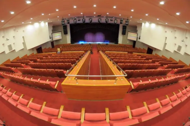 Билеты на спектакль «Неизлечимые» в Екатеринбурге 30 янв 2026