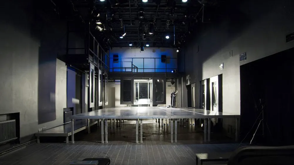 Билеты на спектакль «А зори здесь тихие…» 03 фев 2026