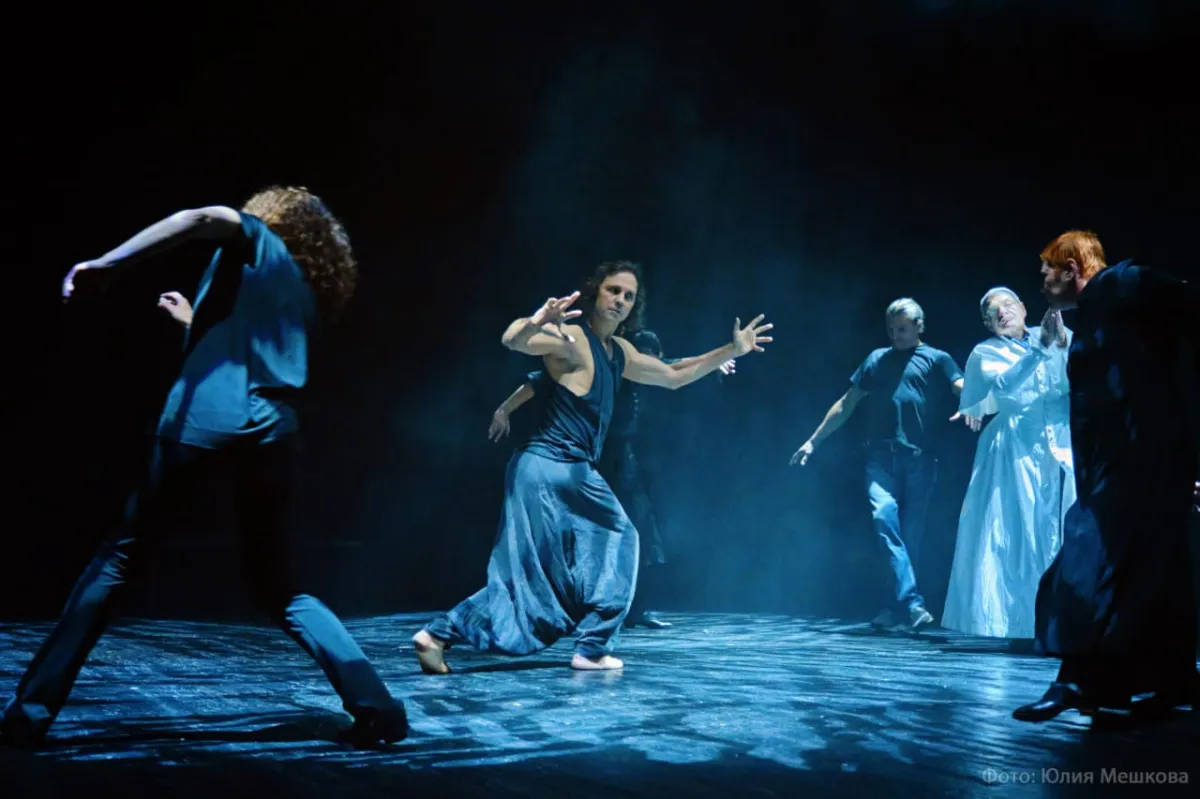 Билеты на спектакль «Леонардо» в Москве 25 дек 2025