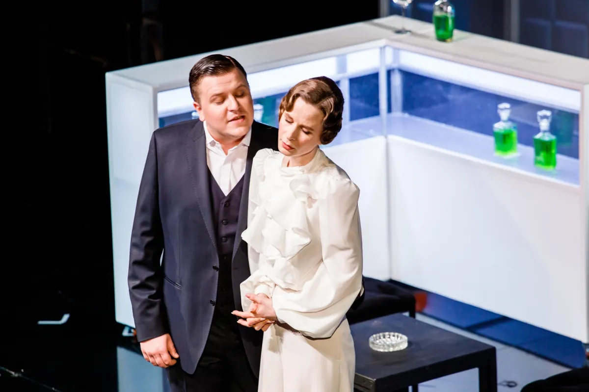 Билеты на «Идеальный муж» в Ижевске 14 фев 2026