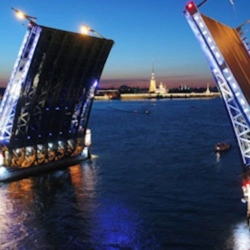Ночное путешествие по Петербургу на теплоходе 24 мая 2025