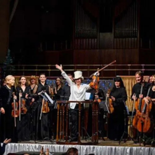 Билеты на "Кинохиты под Новый год" в Калининграде 25 декабря 2025