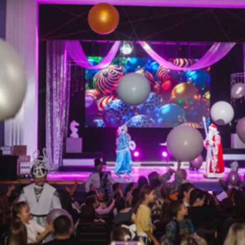 Билеты на Команда Деда Мороза: Волшебство против волшебства 24 Дек 2025