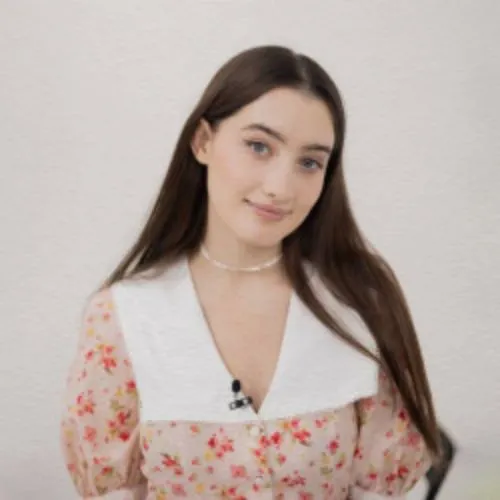 Билеты на стендап Динары Курбановой в Москве 06 Янв 2026