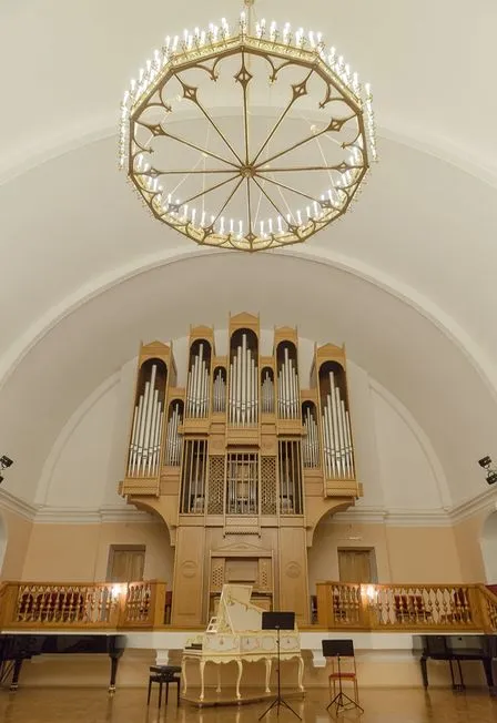 Билеты на «Арфу в темноте» 9 янв 2026 в Архангельске