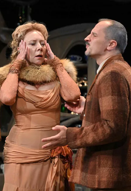 Билеты на Два часа в благородном семействе, 22 фев...