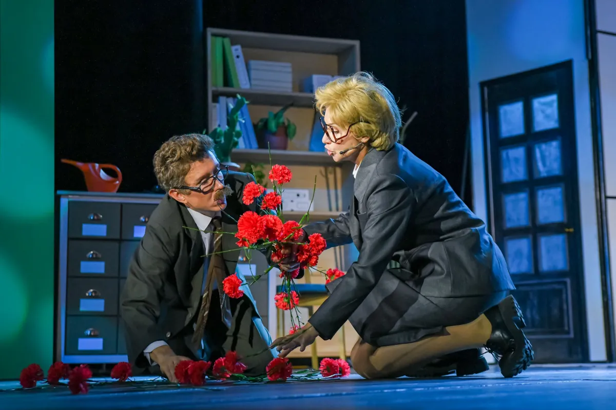 Билеты на мюзикл "Служебный роман" в Барнауле 27 Дек 2025