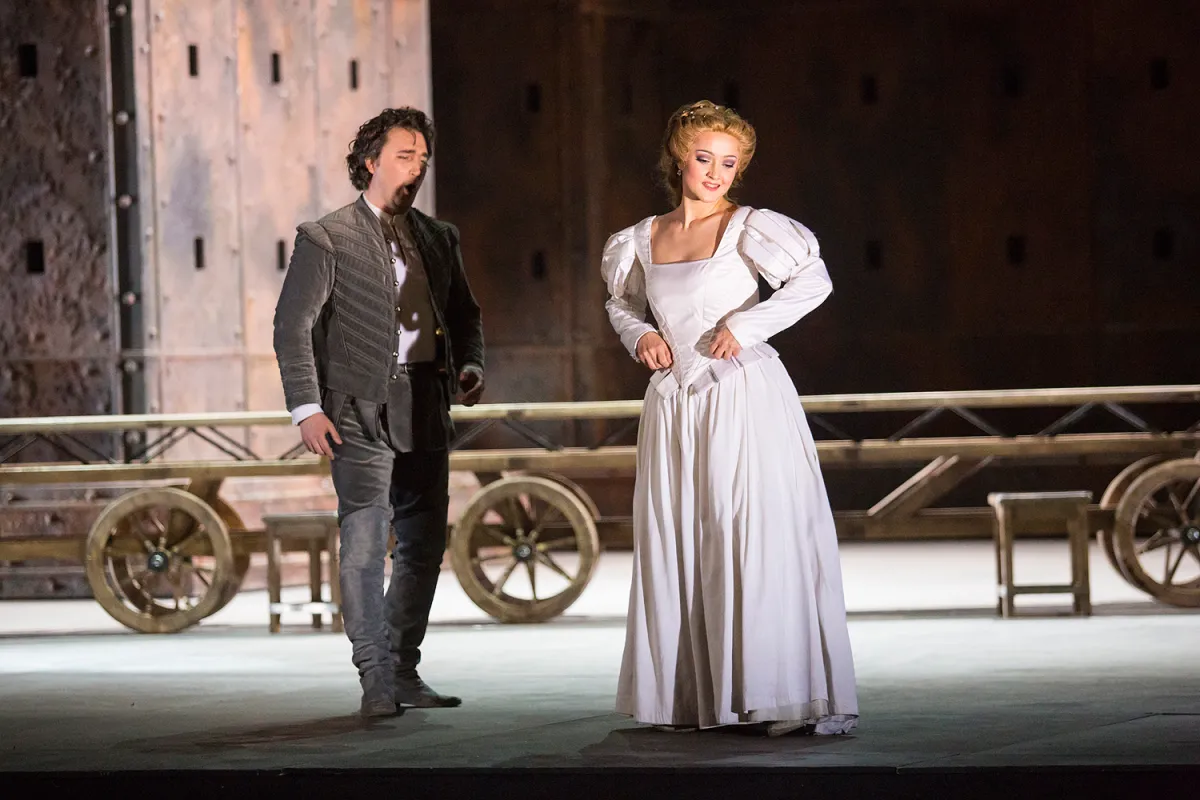 Билеты на Ромео и Джульетту в Новой Опере 10 мая 2026