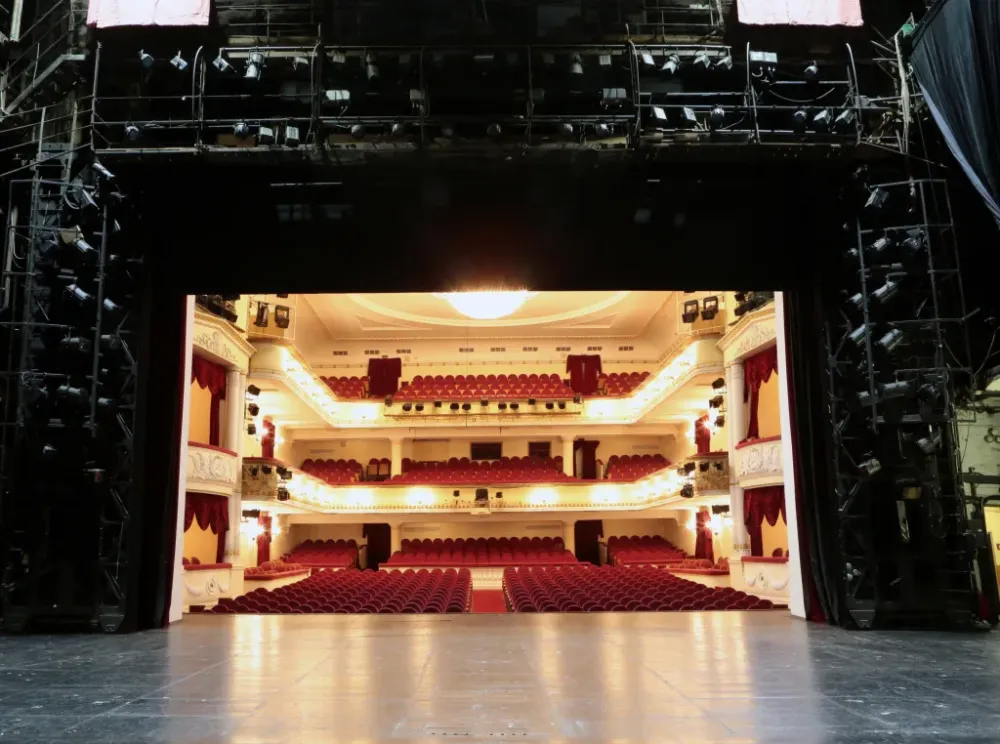 Билеты: Волшебный мир кулис, 19 дек 2025, Москва