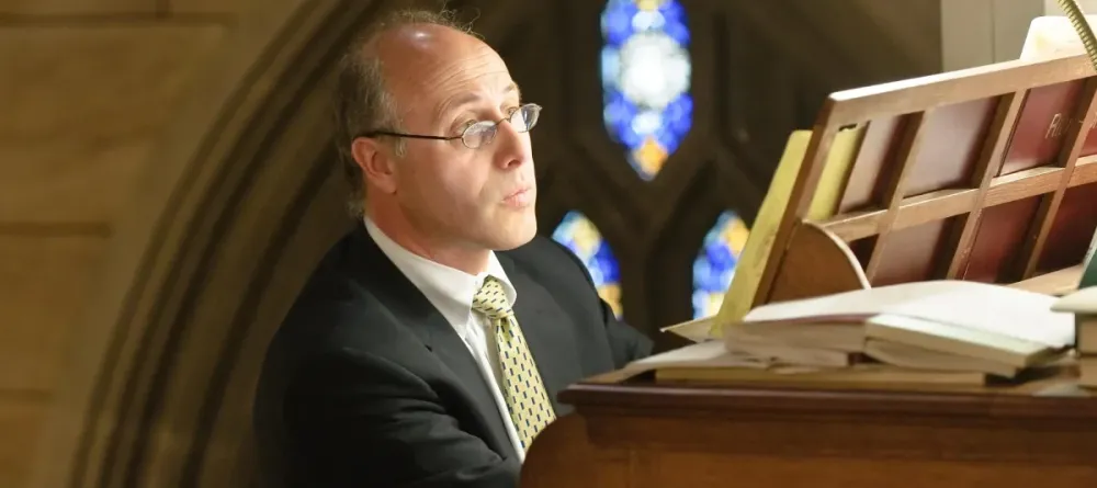 Билеты на Эйзекель Менендес в Москве 27 мая 2026