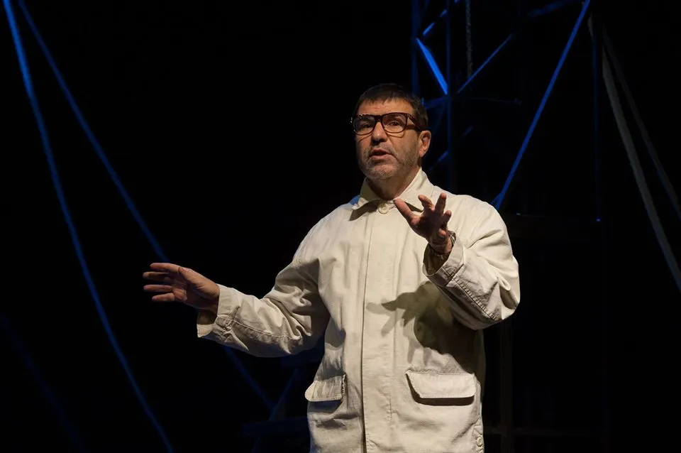 Билеты на Гришковца «Шепот сердца» 15 фев 2026