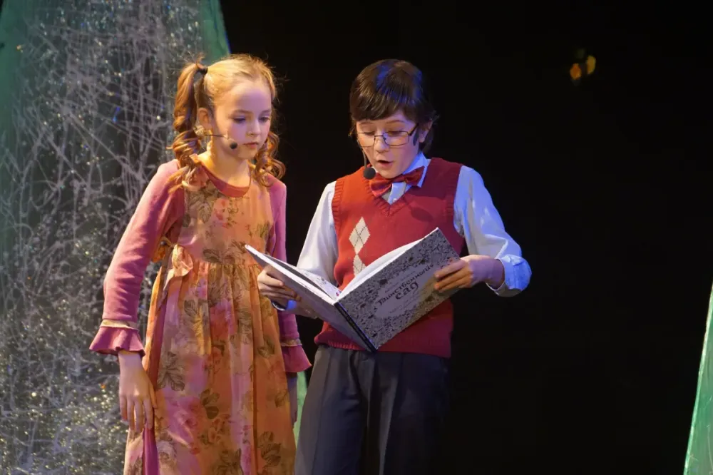 Билеты на Новогодние приключения Маши и Вити 25 Дек 2025 СПб