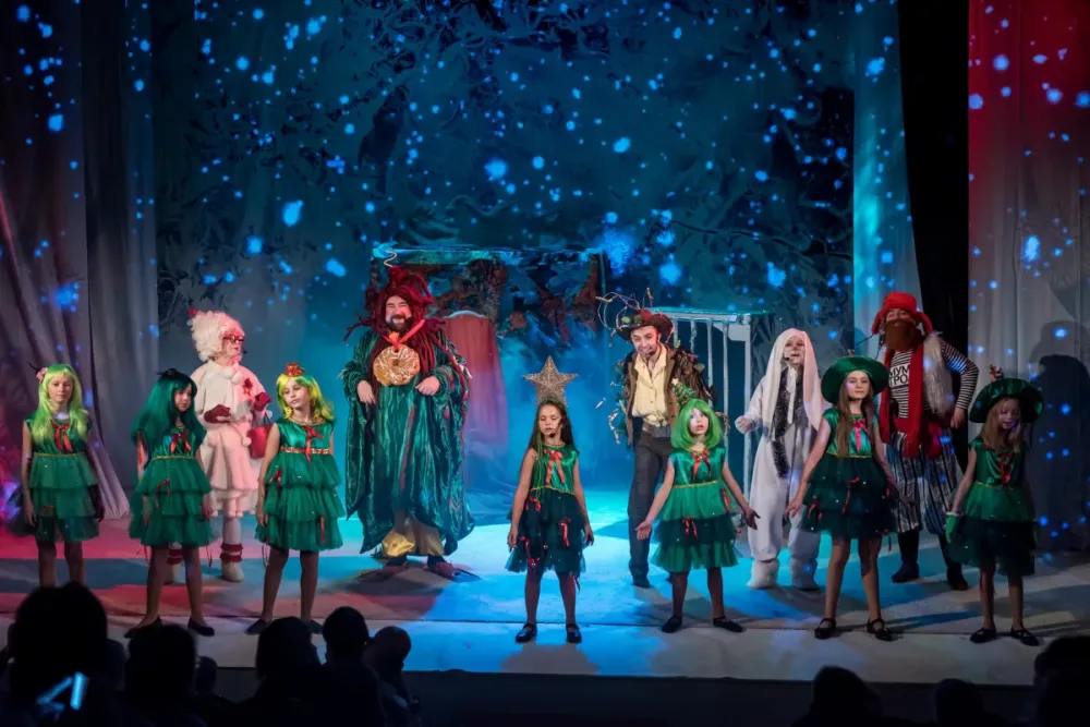 Билеты на Приключения на планете Поющих ёлок 27 Дек 2025