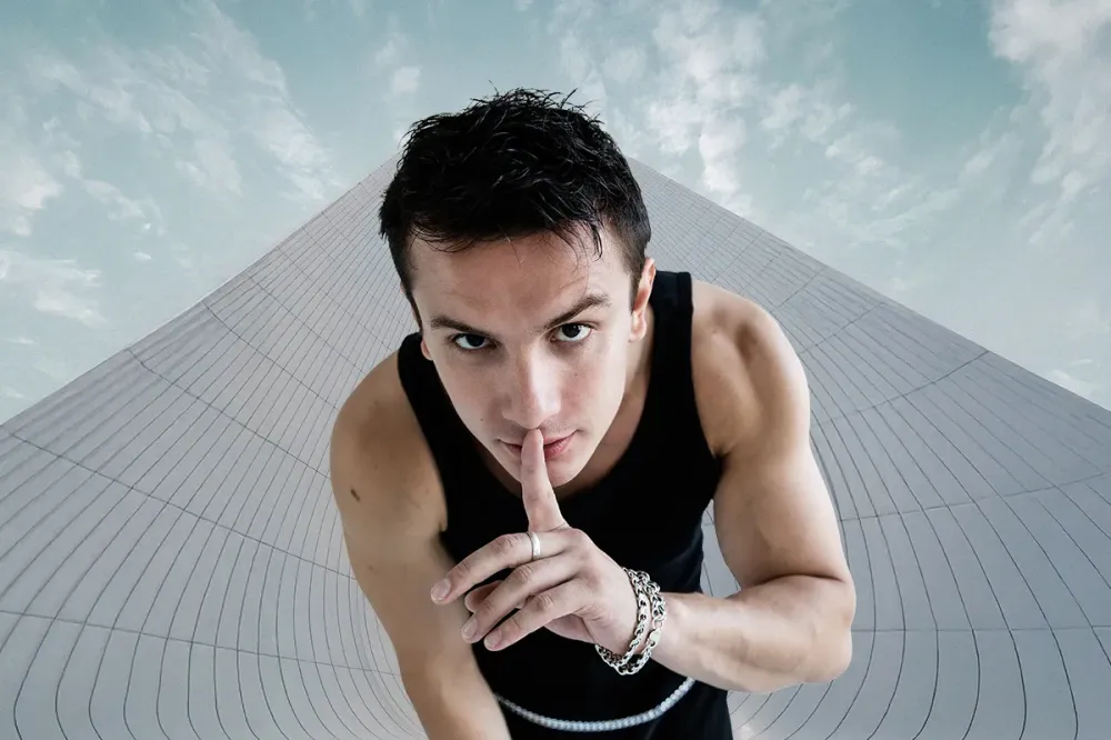 Билеты на концерт NЮ в СПб 20 марта 2026