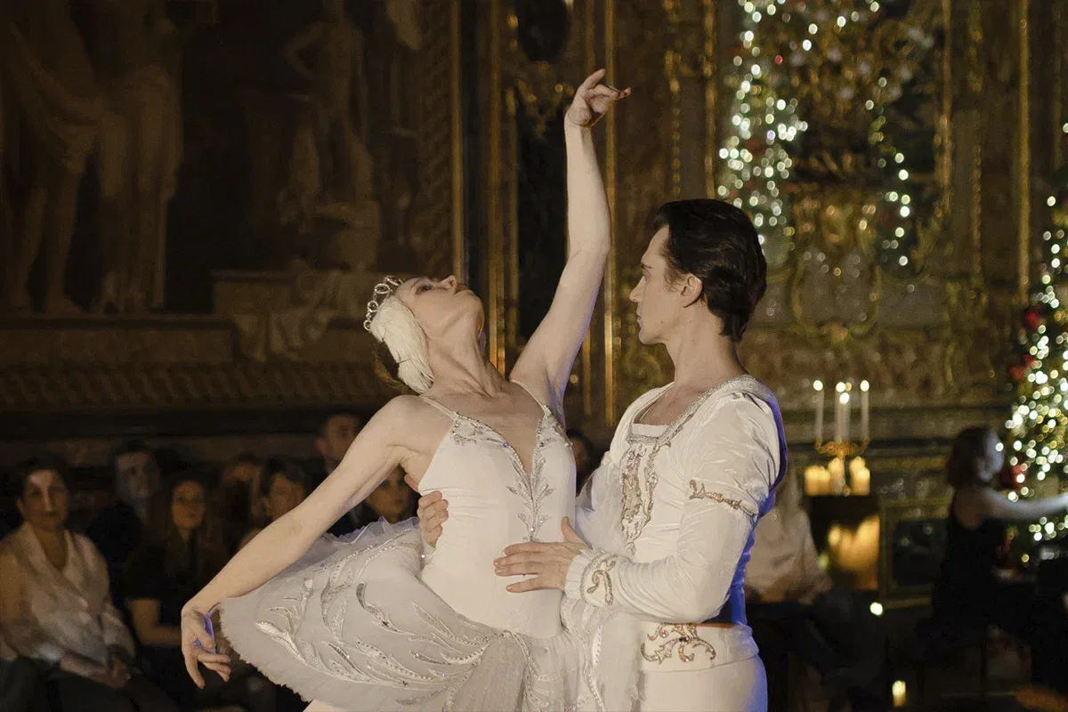 Билеты на балет A.M.O.R.E. в Планетарии 3 дек 2025