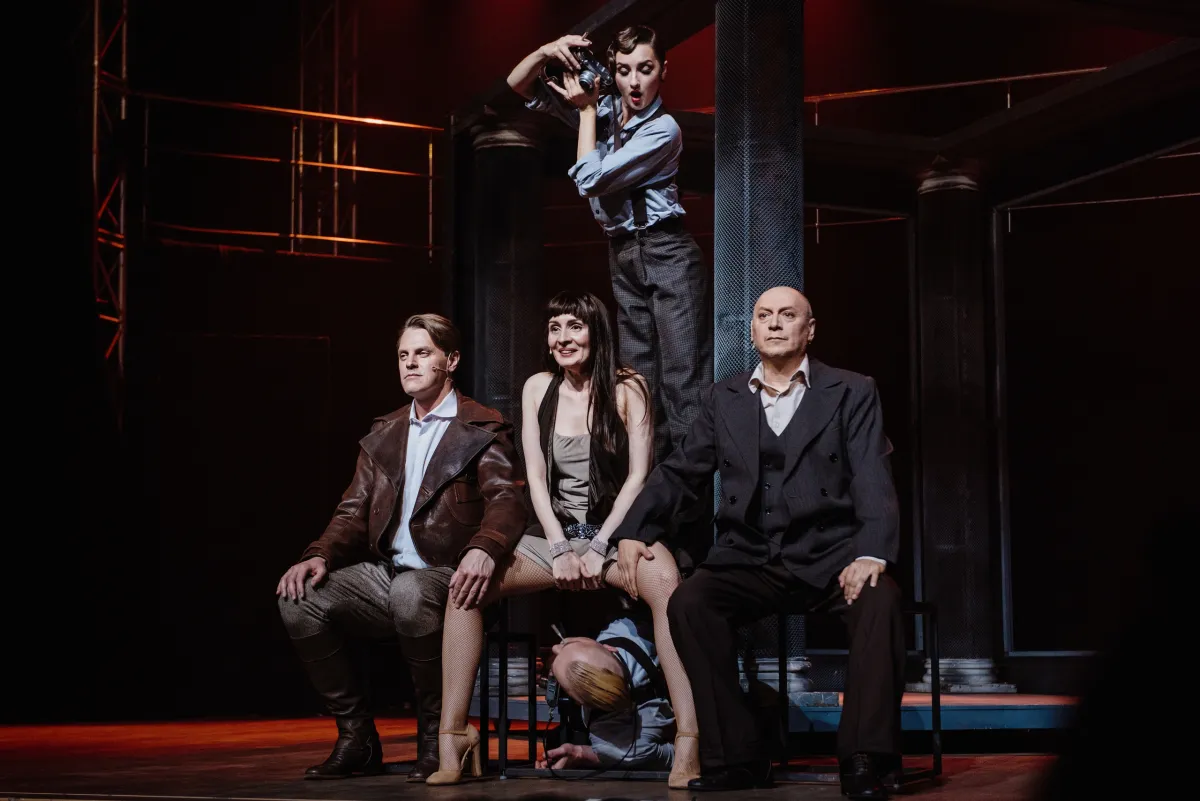 Билеты на Прозрачные краски в СПб 06 мар 2026