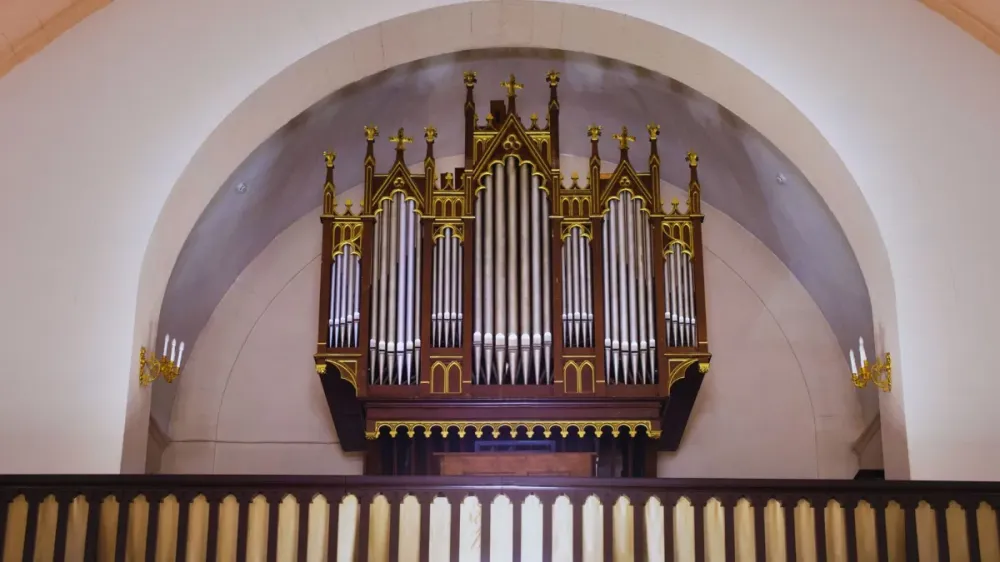 Билеты на Космос Баха при свечах, 19 Дек 2025