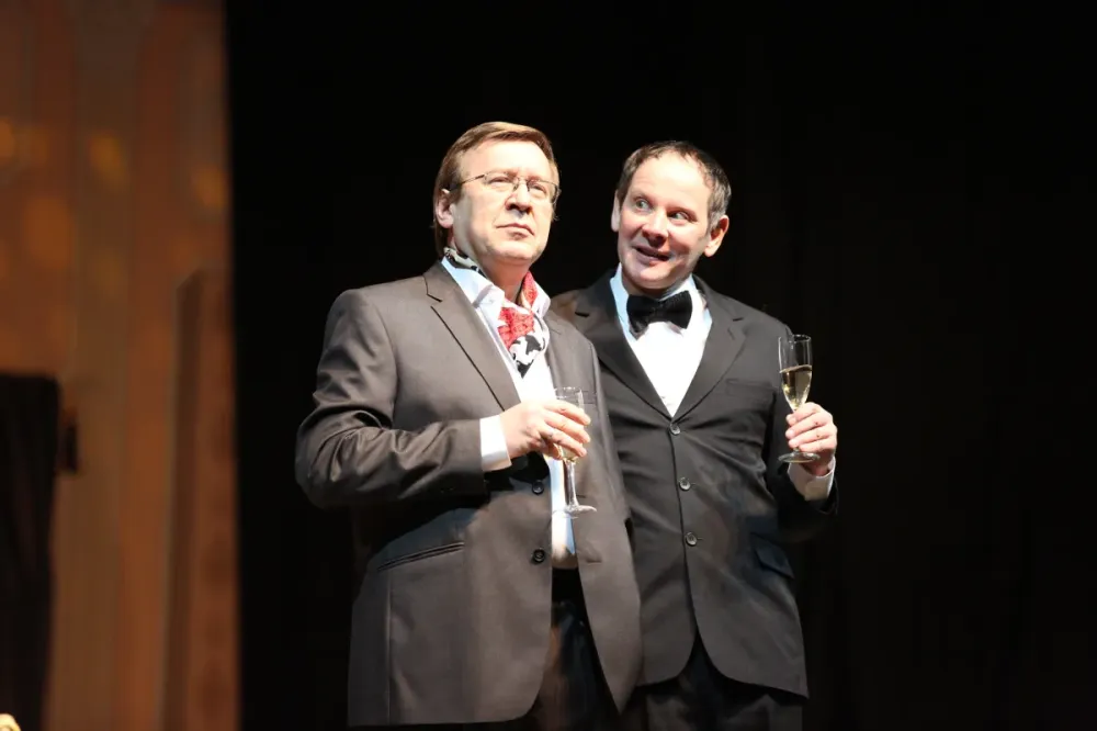 Билеты на Взрослые игры, Киров, 19 фев 2026