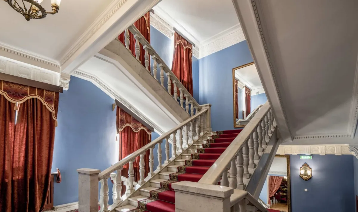 Билеты на Экскурсию по Театру Оперы и Балета в Пер...