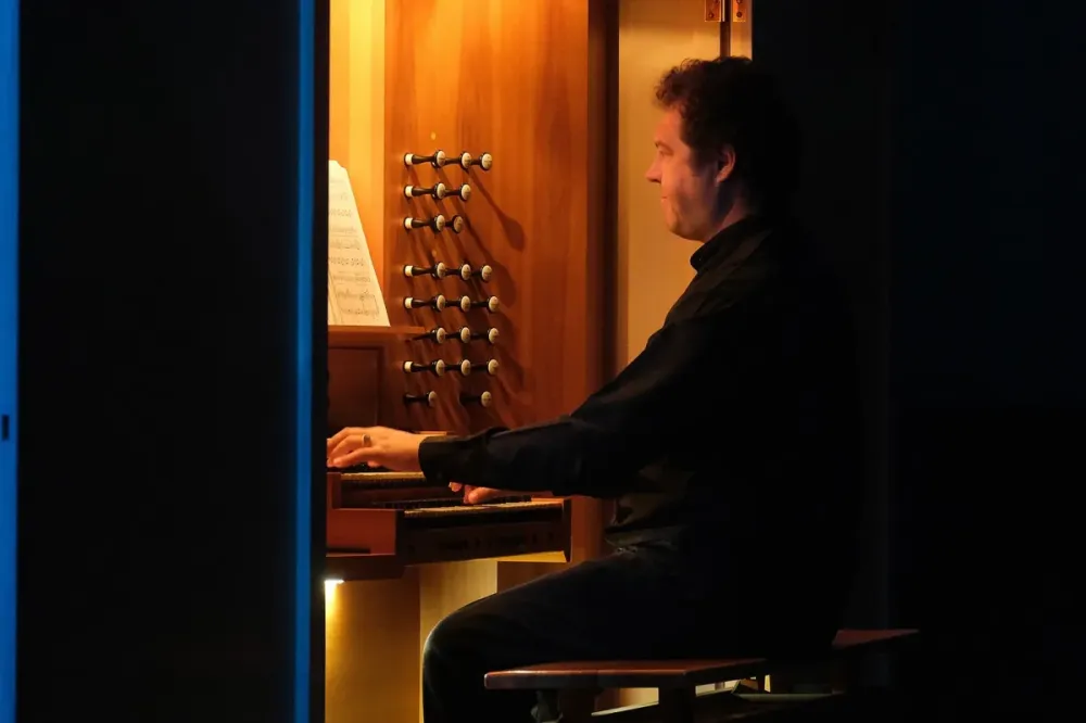 Билеты на "Мост через вечность" 17 апр 2026, Пермь