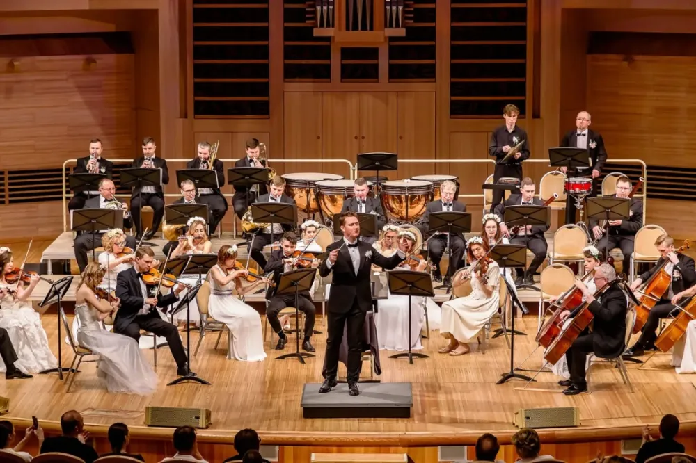 Билеты на Белоснежный бал Штрауса, Екатеринбург, 20 дек 2025