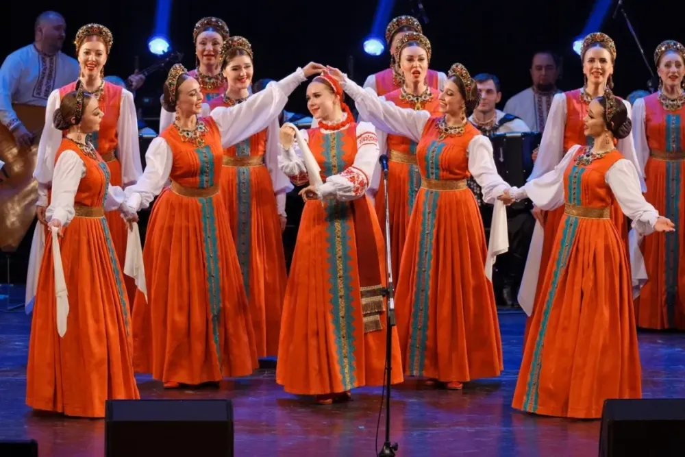 Билеты на Рождественский концерт Уральского хора 6 янв 2026