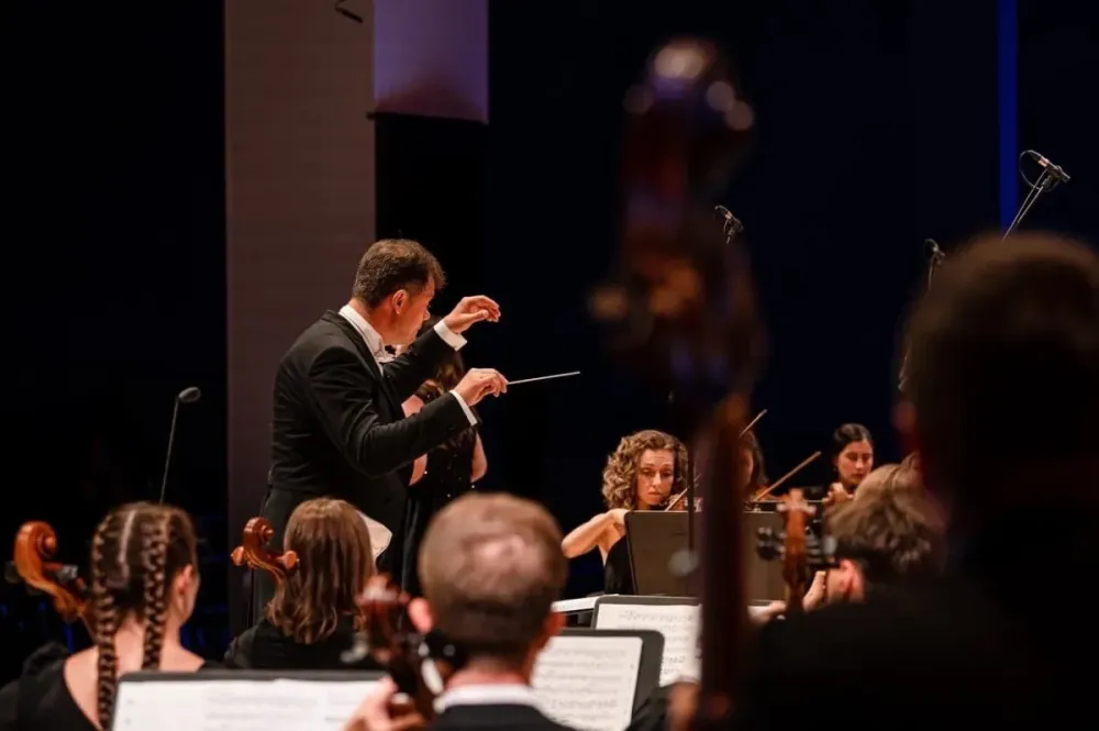 Билеты на Игристый классик-хит 24 Дек 2025 Екатеринбург