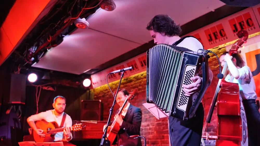 Билеты на Истории любви: 1 Янв 2026, Екатеринбург