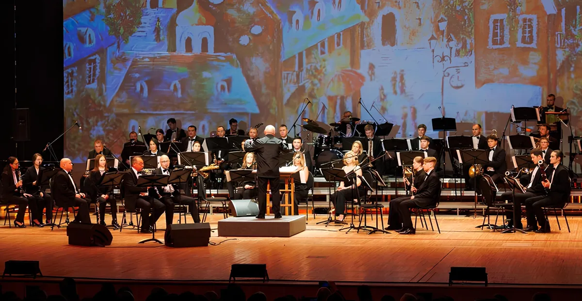 Билеты на Красноярский духовой оркестр: Новогодняя феерия 28 дек 2025