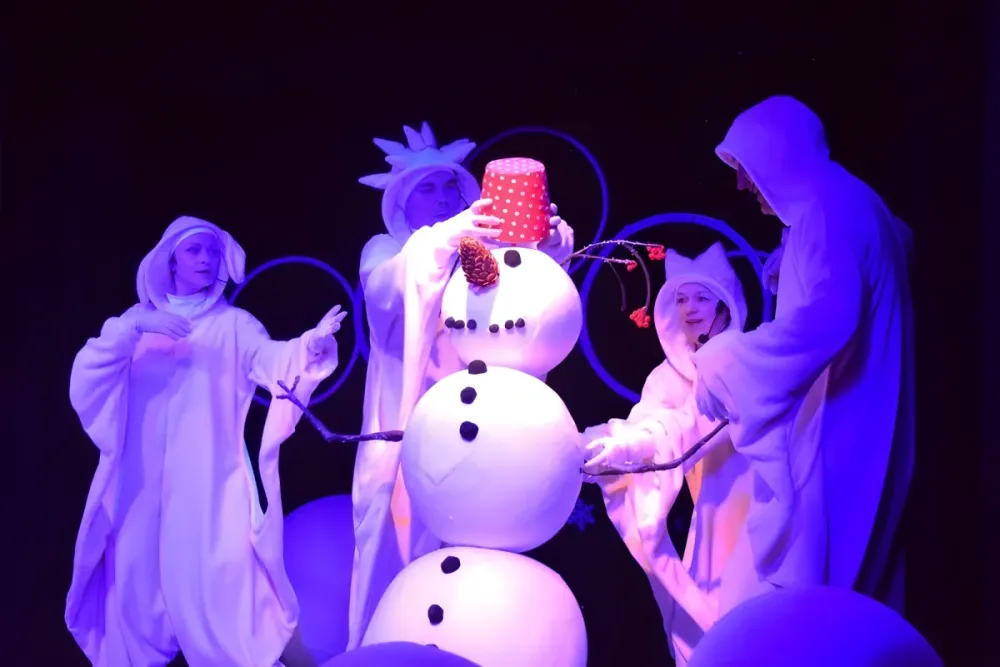 Билеты на Три волшебные снежинки, 03 янв 2026, Кемерово