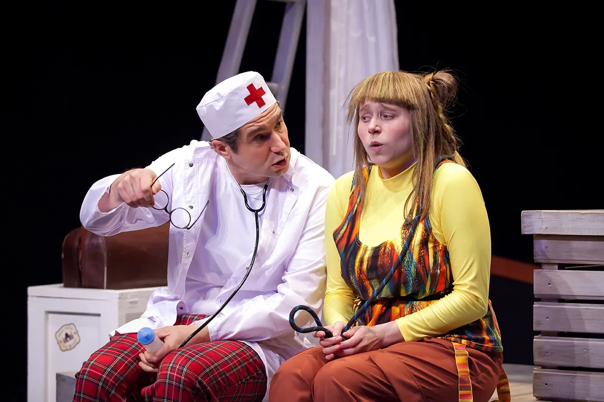 Билеты на Приключения Айболита в Новосиб...