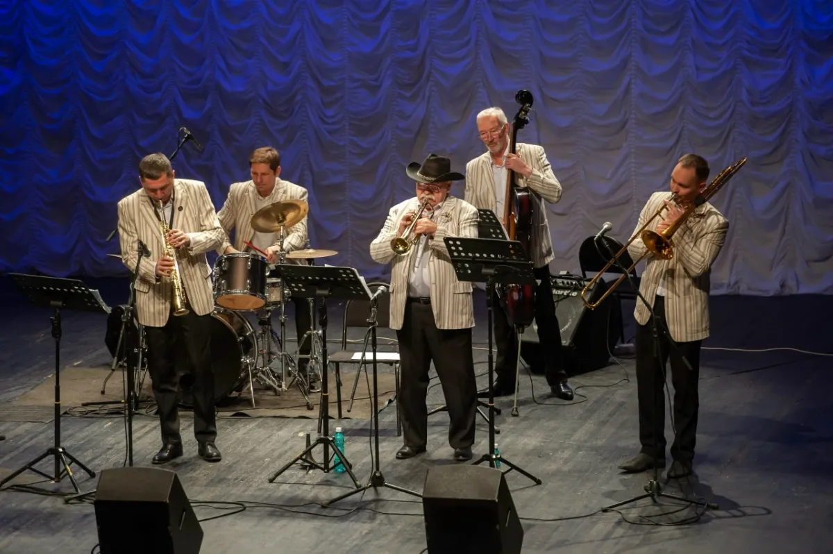 Билеты на джазовый Новый год в Новосибирске 04 янв 2026