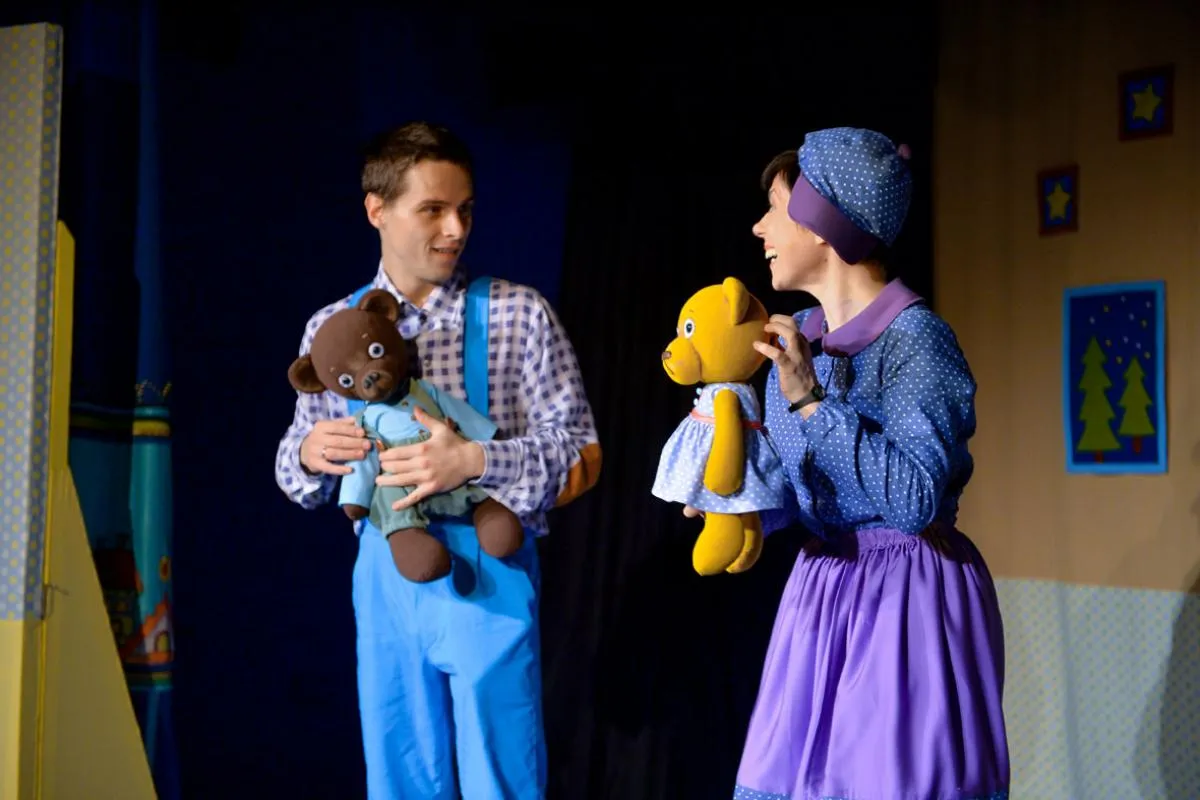 Билеты на Два жадных медвежонка, Омск 14...