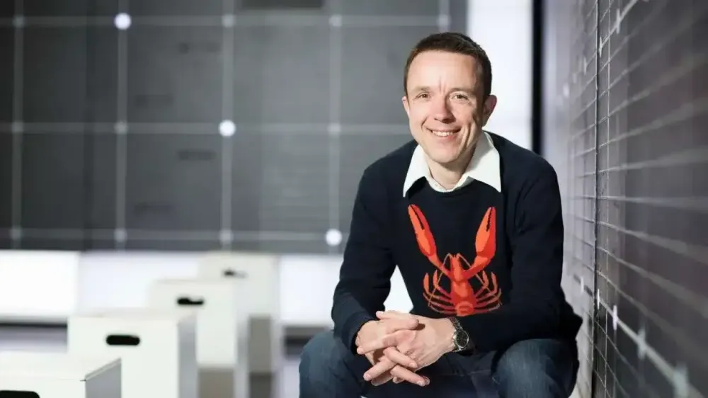 Ушел из жизни композитор Эдриан Саттон