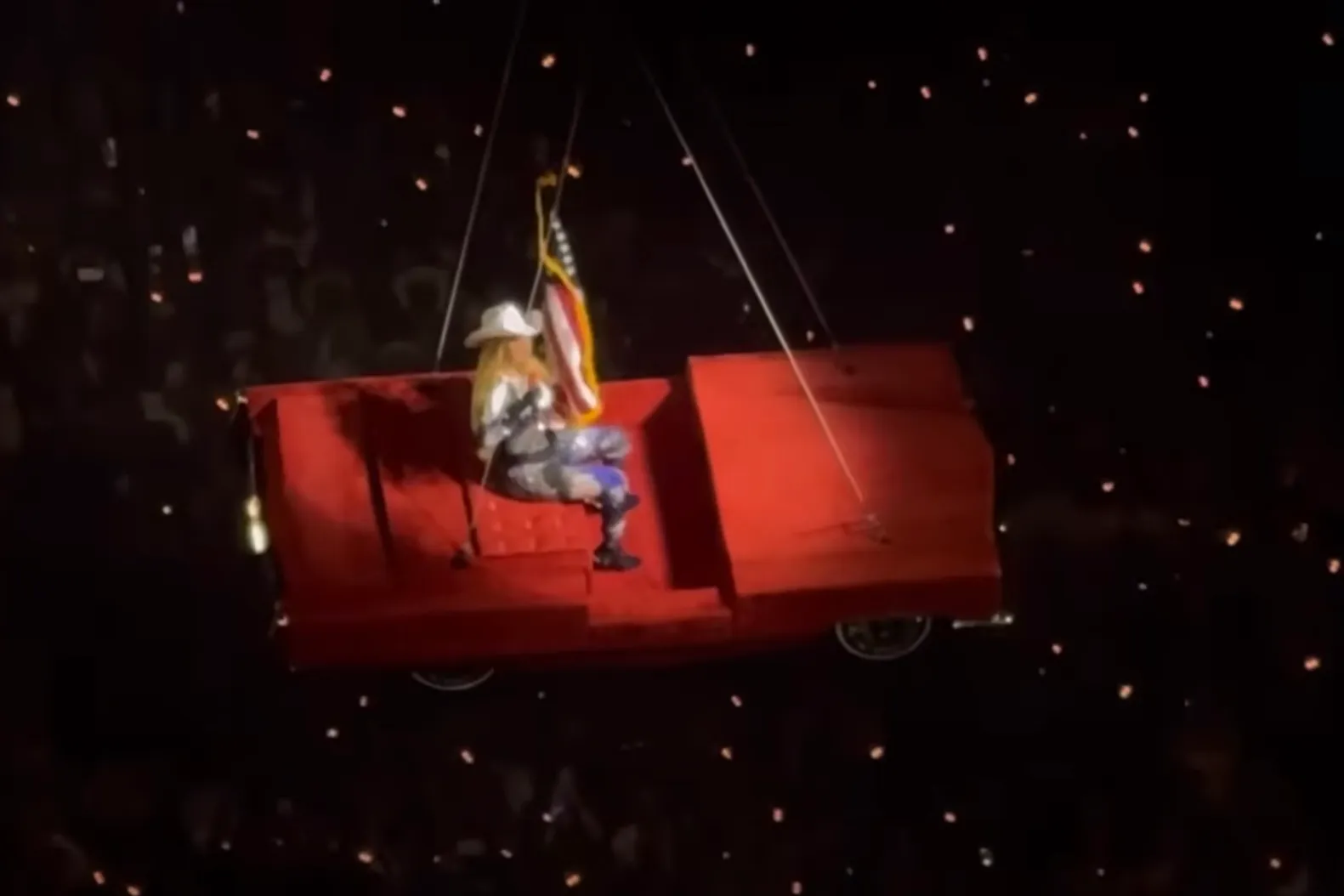 Инцидент с Flying Car на концерте Beyoncé в Хьюстоне