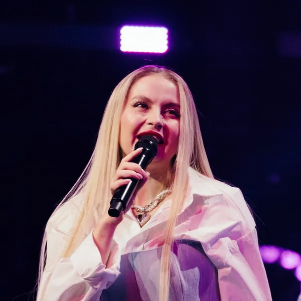 Burito против 5утра: битва поколений на "Муз-ТВ"