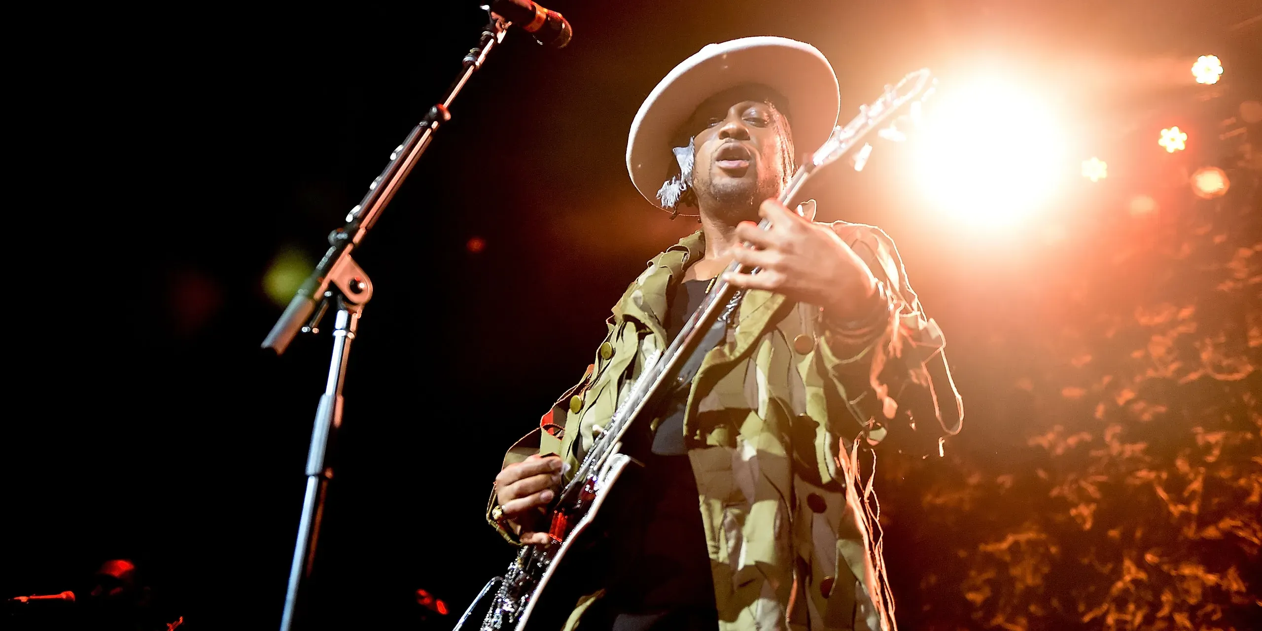 D'Angelo Cancels Roots Picnic Performance Due to Medical Issue