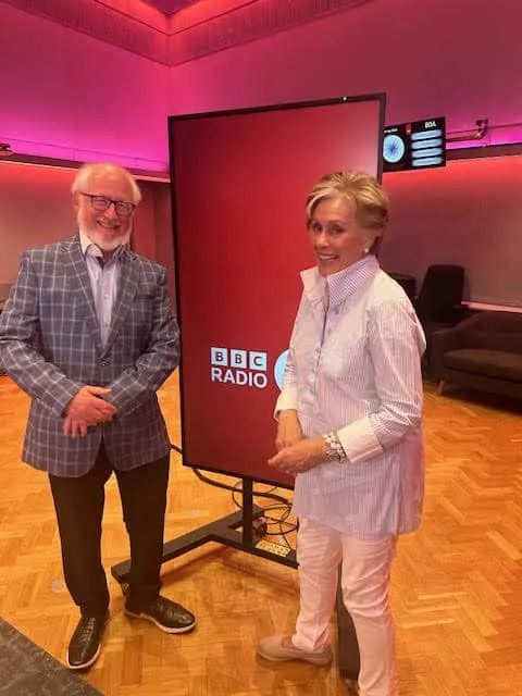 Дама Кири memulai malam ini di BBC Radio 3